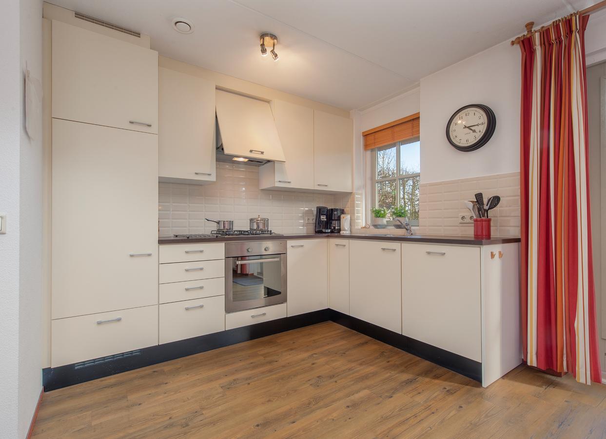 Roompot Buitenplaats De Hildenberg Appelscha Ruang foto